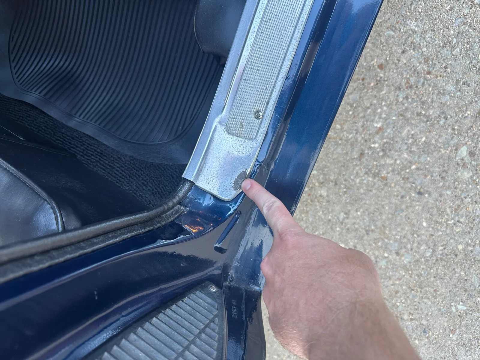 23_Flaw _ Trim(3).jpg